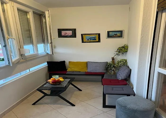 Alba - Three Bedroom With Loggia