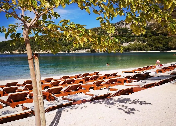 Alba - Three Bedroom With Loggia 아파트 *