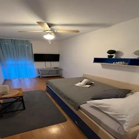 Alba - Three Bedroom With Loggia