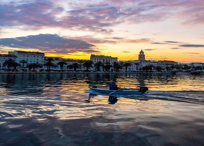 Alba - Three Bedroom With Loggia 公寓 *