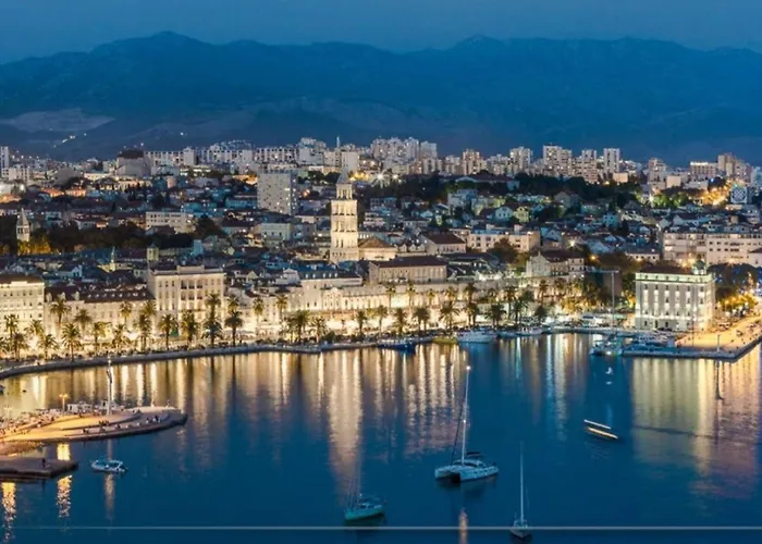 Alba - Three Bedroom With Loggia * 斯普利特