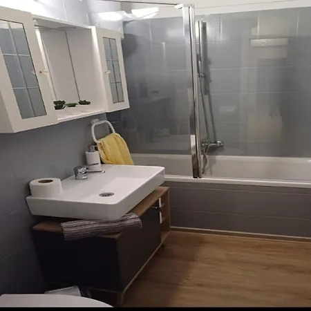 Апартаменты Alba - Three Bedroom With Loggia