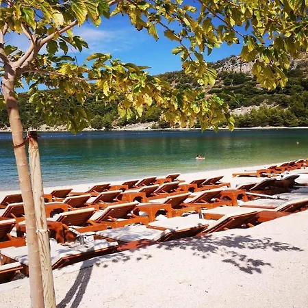 Alba - Three Bedroom With Loggia Апартаменты *